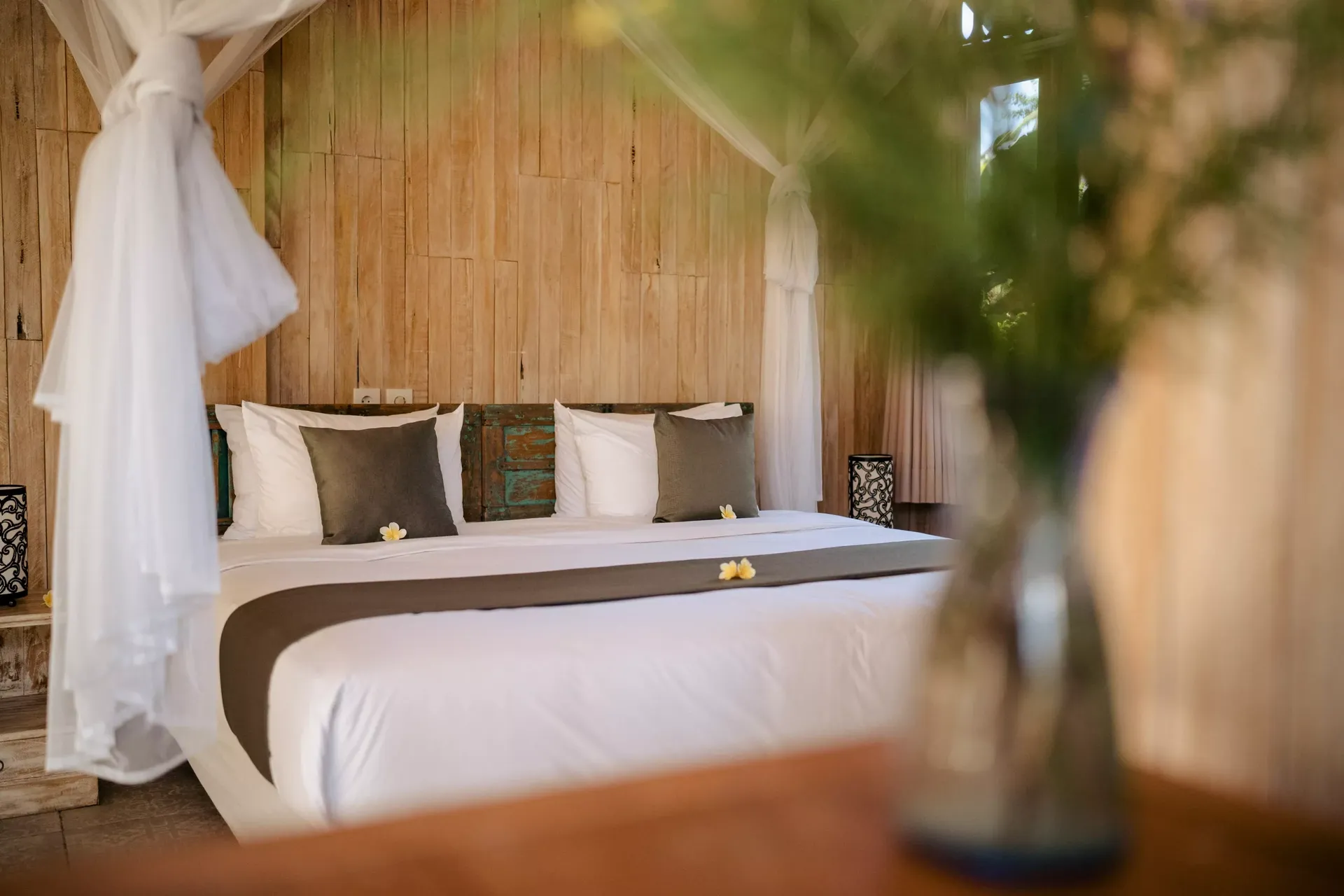  Jnana Room - Basundari Resort Ubud - Firefly Wellness Retreats - An 8-Night Luxurious Self Care, Blissful Yoga Retreat, Bali. | 18th February to 26th february 2024 | Rediscovering Your Light - Telephone Bookings: +447800 974 996 or +357 99 289134  | Email:hello@fireflywellnessretreats.com 